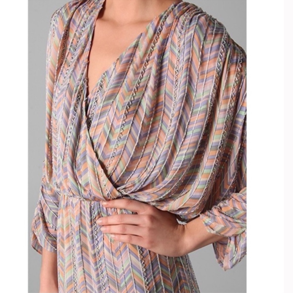 Parker Batwing zigzag Beaded Dress size M - Picture 3 of 6